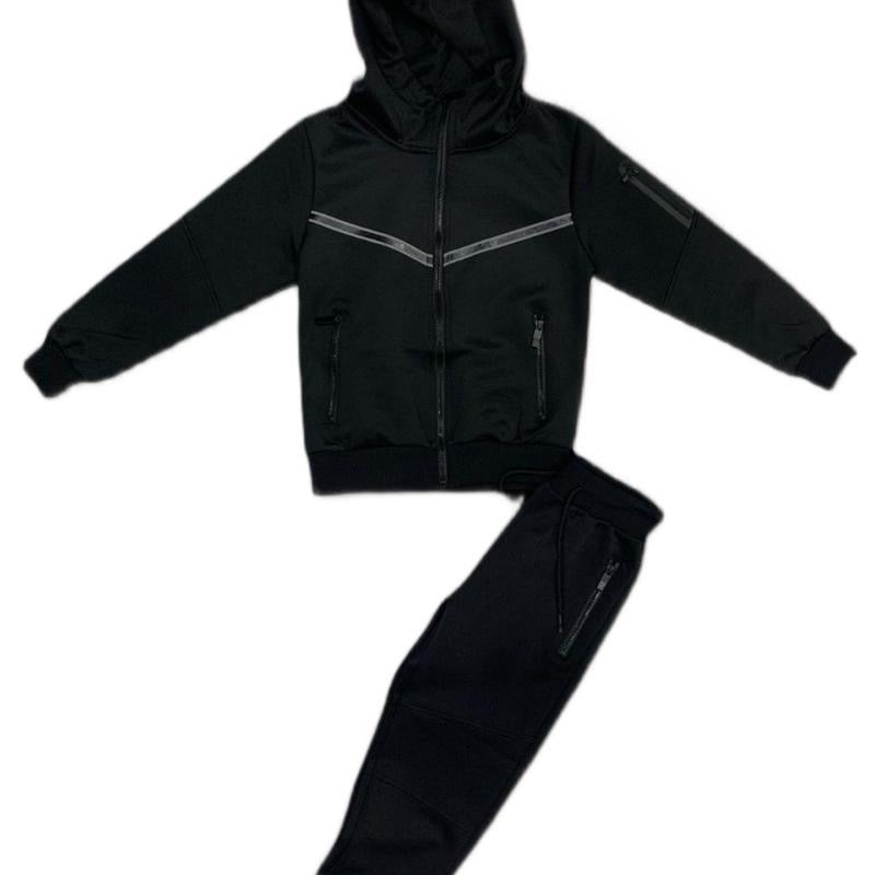 TLC Unisex Girls & Boys Tracksuit with Hood and Zipped Pockets for Warm Winter